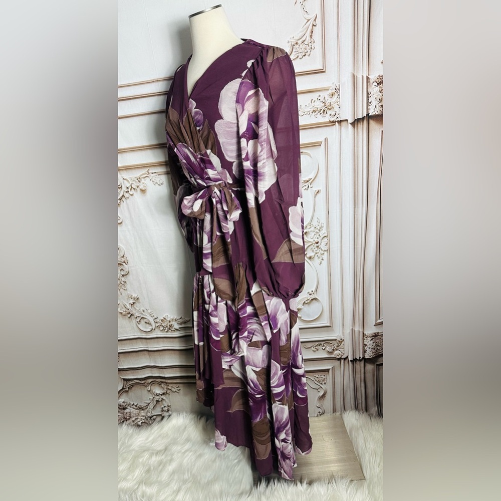 Chic Long Sleeve Floral Maxi Dress - Picture 6 of 9